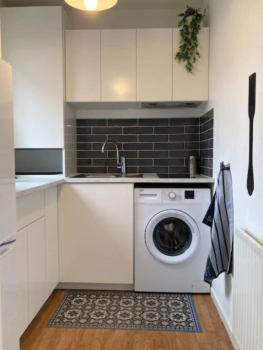 Jungle Chic Apartment Courcouronnes